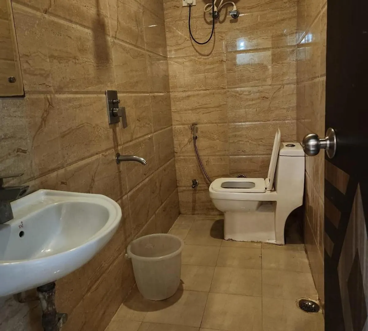 ****  Hotel Mark Near Igi Airport ニューデリー インド